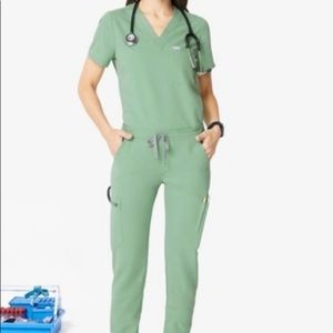 FIGS scrub set Jade XS